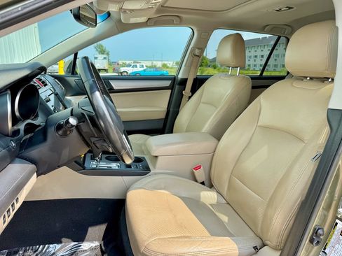 Used 2015 Subaru Outback 2.5i Premium AWD/4WD image 11