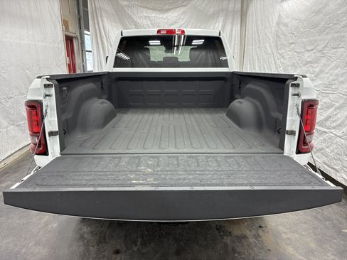 Certified 2025 RAM 2500 Big Horn AWD/4WD image 10