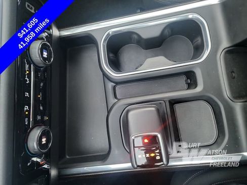 Used 2022 Chevrolet Silverado 1500 LT Trail Boss w/ Convenience Package II image 16