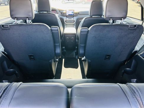 Used 2023 Ford Explorer XLT w/ Equipment Group 202A image 28