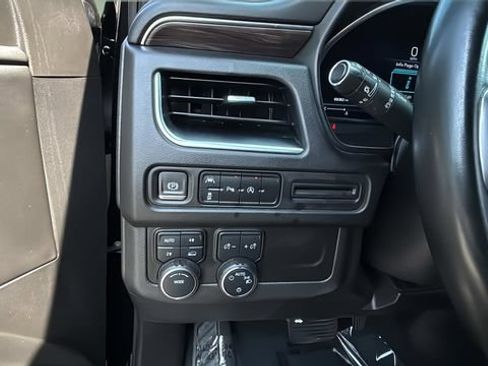 Used 2024 Chevrolet Tahoe LT AWD/4WD image 21