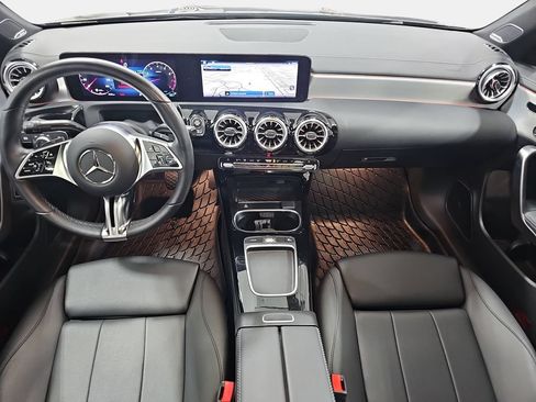 Used 2024 Mercedes-Benz CLA 250 4MATIC image 10