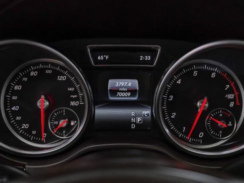 Used 2018 Mercedes-Benz GLS 450 4MATIC w/ Premium Package image 21