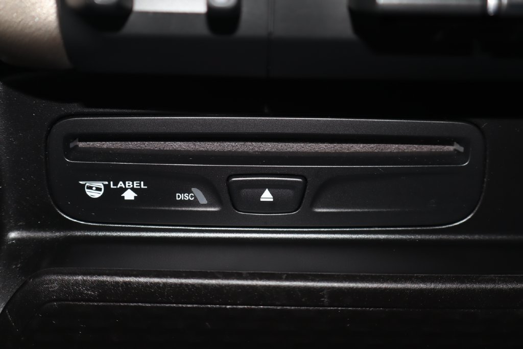 Used 2019 RAM 1500 Laramie AWD/4WD image 28