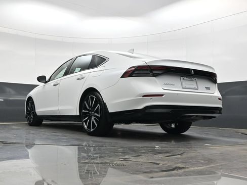 Used 2024 Honda Accord Touring image 34
