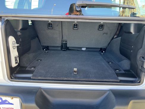 Used 2025 Jeep Wrangler Sport image 13