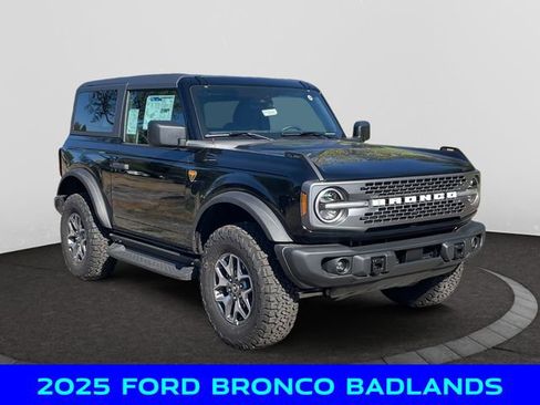 New 2025 Ford Bronco Badlands image 7