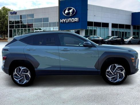 New 2026 Hyundai Kona SEL Premium FWD image 9