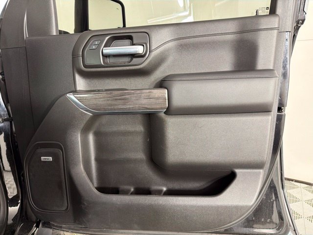 Used 2020 Chevrolet Silverado 2500 LTZ AWD/4WD image 36