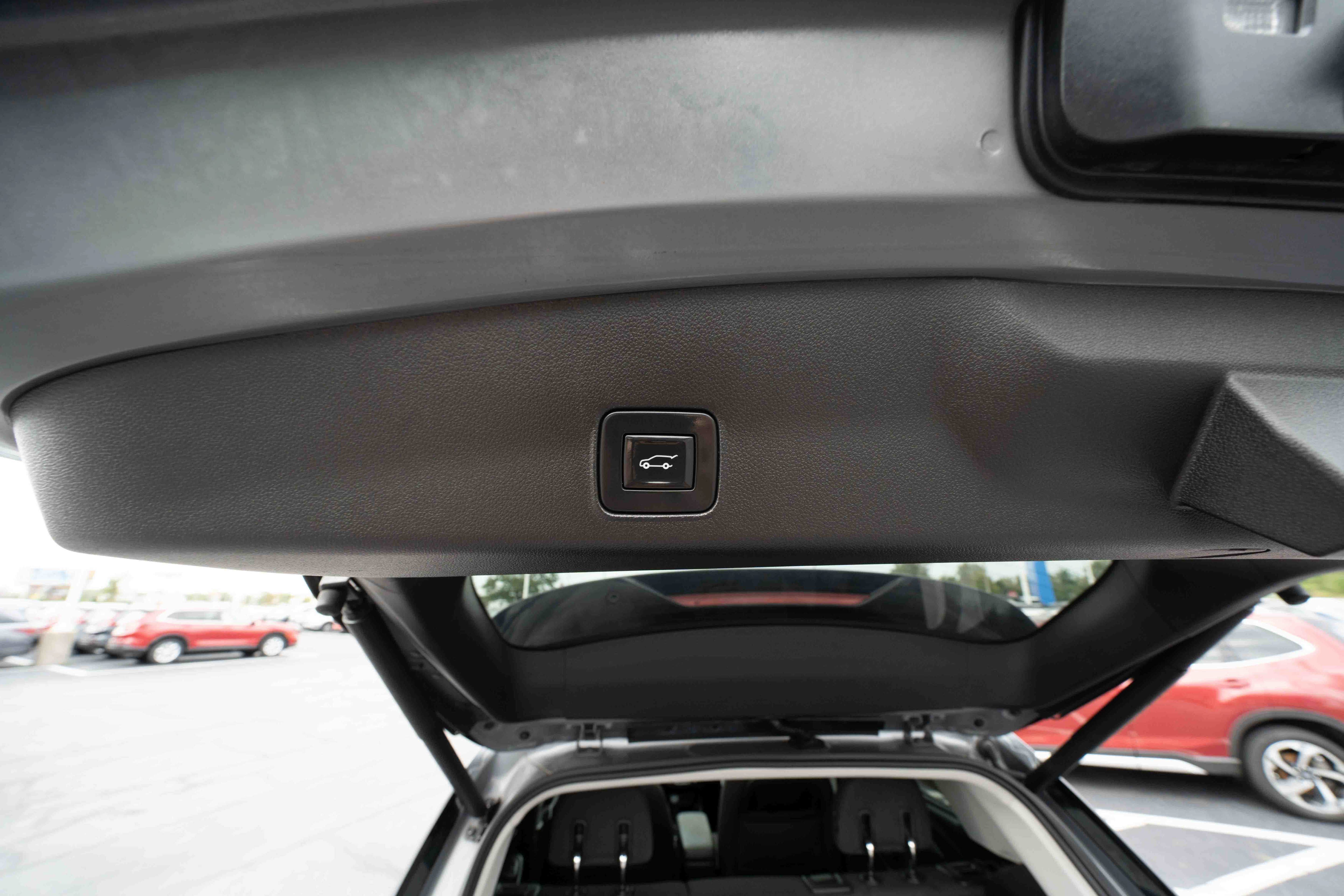 Used 2021 Chevrolet TrailBlazer LT w/ Sun and Liftgate Package FWD image 29