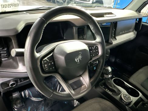 Used 2025 Ford Bronco Big Bend image 18