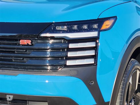 New 2026 Nissan Kicks SR w/ Cold Weather Package image 5