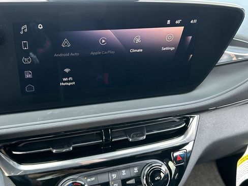 Used 2025 Buick Envista Sport Touring w/ Convenience I Package FWD image 14