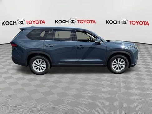 Used 2026 Toyota Grand Highlander AWD image 9