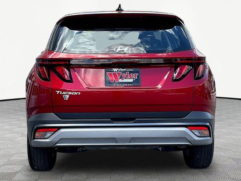 Certified 2026 Hyundai Tucson SE FWD image 5