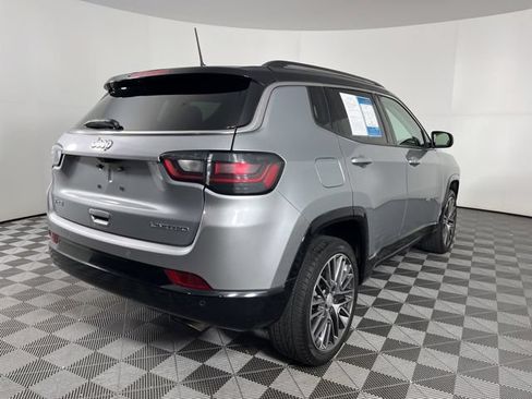 Used 2022 Jeep Compass Limited w/ Elite Group AWD/4WD image 11