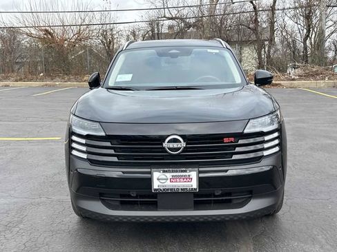 New 2025 Nissan Kicks SR image 2