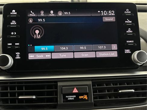 Used 2018 Honda Accord Sport image 41