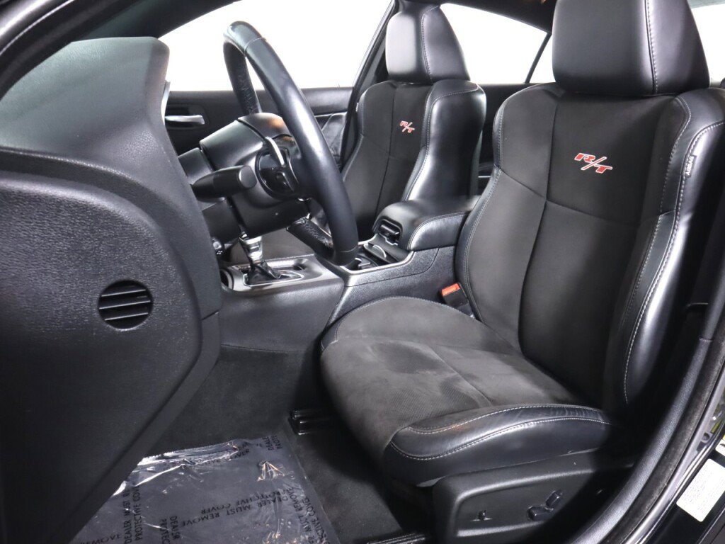 Used 2015 Dodge Charger R/T RWD image 31