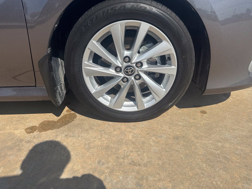 Used 2022 Toyota Camry LE FWD image 10