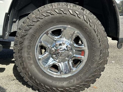 Used 2018 RAM 2500 Tradesman w/ Chrome Appearance Group image 12