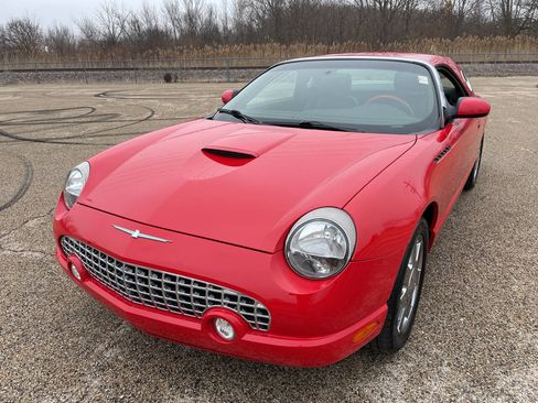 Used 2002 Ford Thunderbird RWD image 17