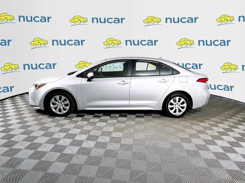Used 2023 Toyota Corolla LE FWD image 4