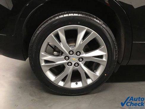 Used 2019 Chevrolet Blazer Premier w/ Sun and Wheels Package AWD/4WD image 19