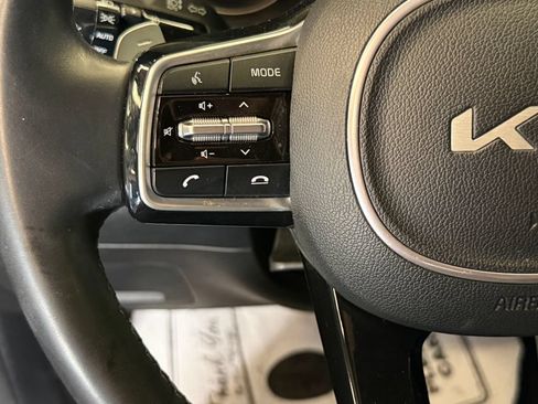 Used 2023 Kia Sorento EX AWD/4WD image 10