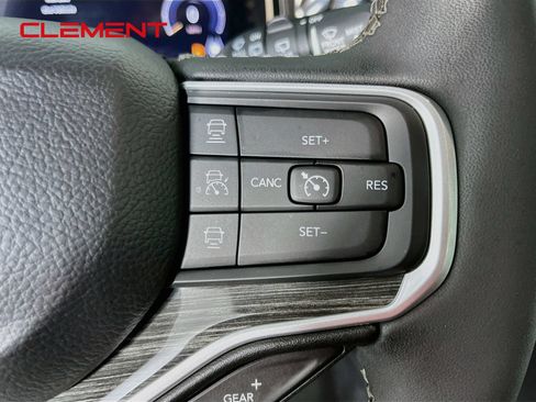 Used 2022 Jeep Wagoneer Series III w/ Convenience Group I AWD/4WD image 17