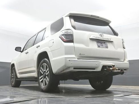 Used 2018 Toyota 4Runner Limited AWD/4WD image 31