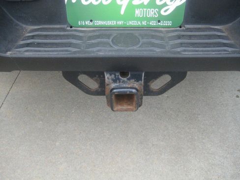 Used 2017 Toyota Tundra Limited w/ Limited Premium Package AWD/4WD image 7