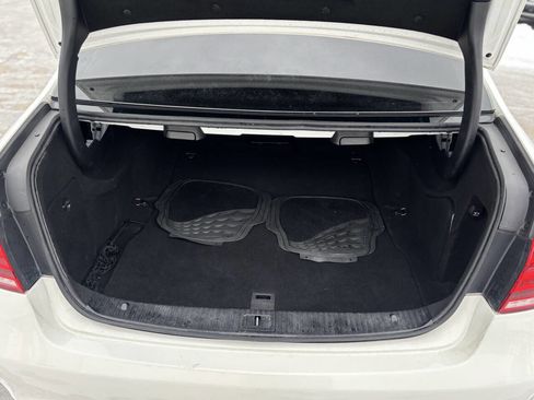 Used 2016 Mercedes-Benz E 350 4MATIC Sedan image 21