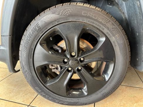 Used 2020 Jeep Compass Latitude AWD/4WD image 15