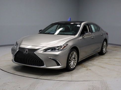 Used 2019 Lexus ES 350 Luxury image 8
