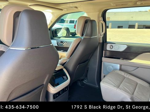 Used 2024 Lincoln Navigator L Reserve AWD/4WD image 19