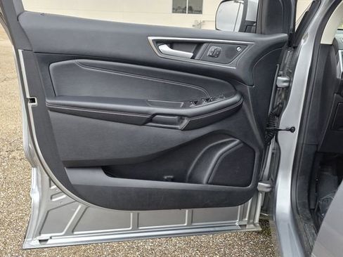 Certified 2022 Ford Edge Titanium image 15