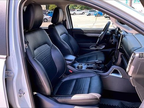 Used 2024 Ford Ranger Lariat w/ FX4 Off-Road Package AWD/4WD image 7