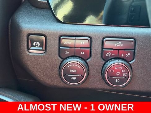 Certified 2025 Chevrolet Silverado 1500 RST AWD/4WD image 20