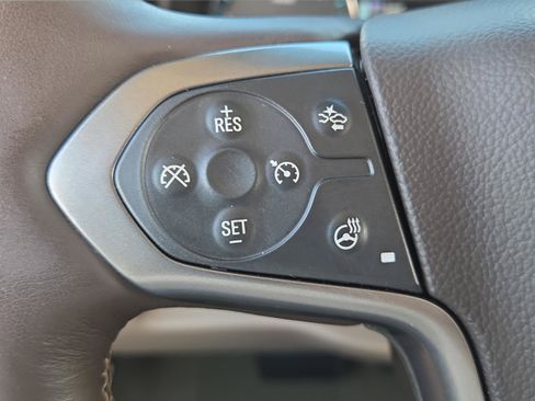 Used 2015 Chevrolet Tahoe LT w/ Luxury Package RWD image 21