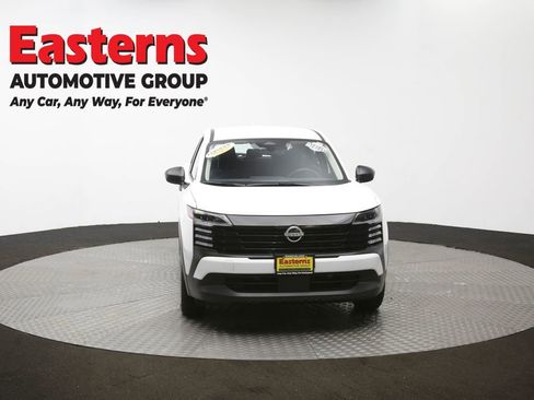 Used 2025 Nissan Kicks S image 51