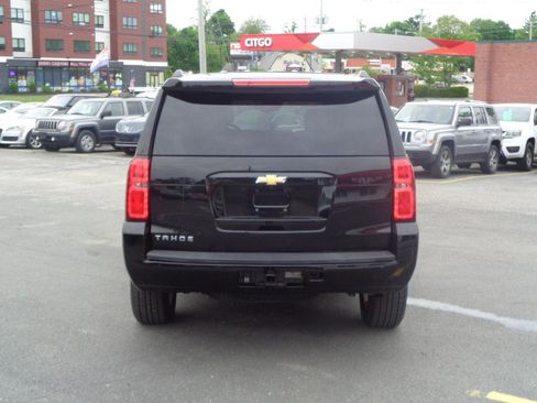 Used 2016 Chevrolet Tahoe LT w/ Luxury Package RWD image 14