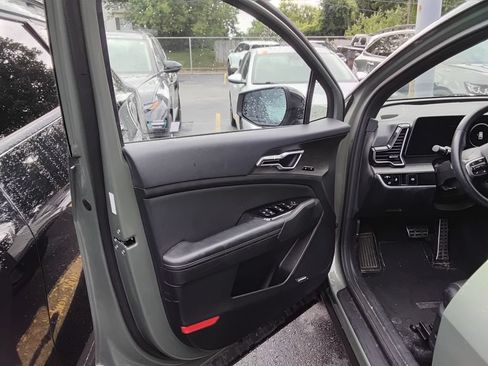 Used 2023 Kia Sportage X-Pro AWD/4WD image 10