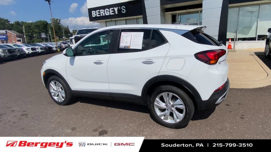 Used 2025 Buick Encore GX Preferred w/ Comfort Package AWD/4WD image 8