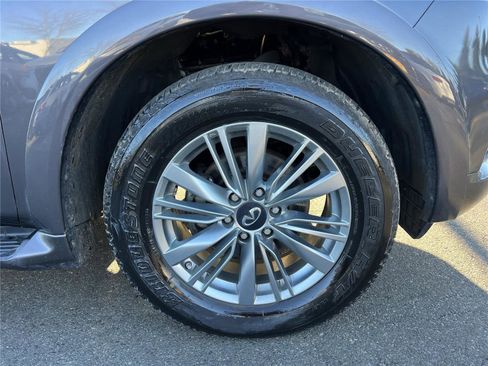 Used 2022 INFINITI QX80 Luxe w/ All-Season Package image 10