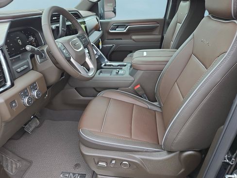 New 2026 GMC Sierra 2500 Denali w/ Denali Reserve Package AWD/4WD image 15
