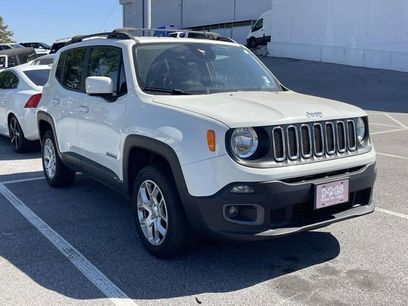 Used 2017 Jeep Renegade Latitude w/ Cold Weather Group