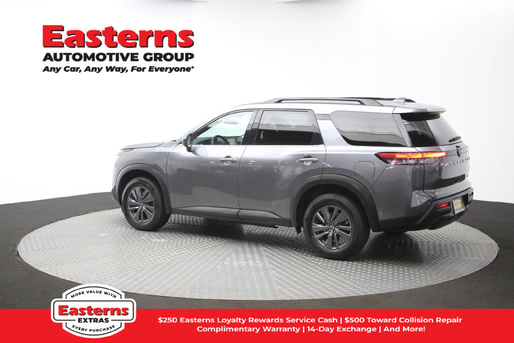 Used 2022 Nissan Pathfinder SV FWD image 64