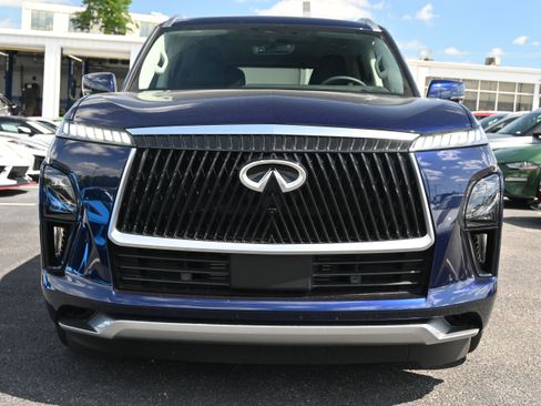 Used 2026 INFINITI QX80 Luxe RWD image 3