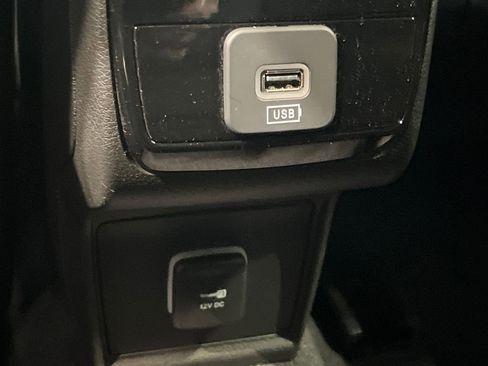 New 2026 Jeep Compass Limited image 21